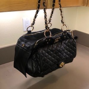 VANDERPUMP Luxury Pet Carrier